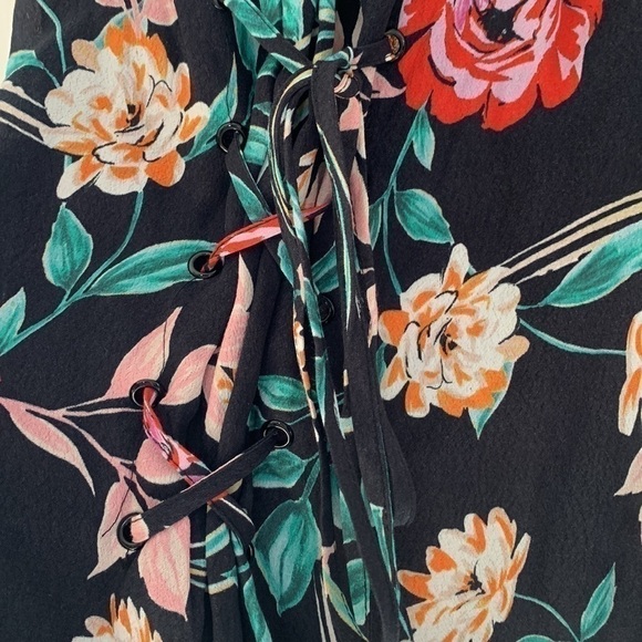 Lovers and friends top - Picture 2 of 6